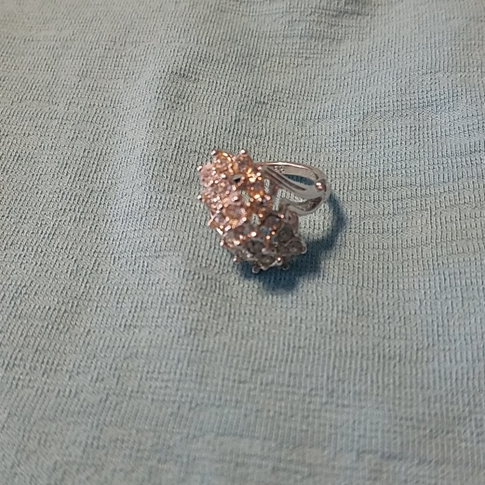 Beautiful Ring - image 4